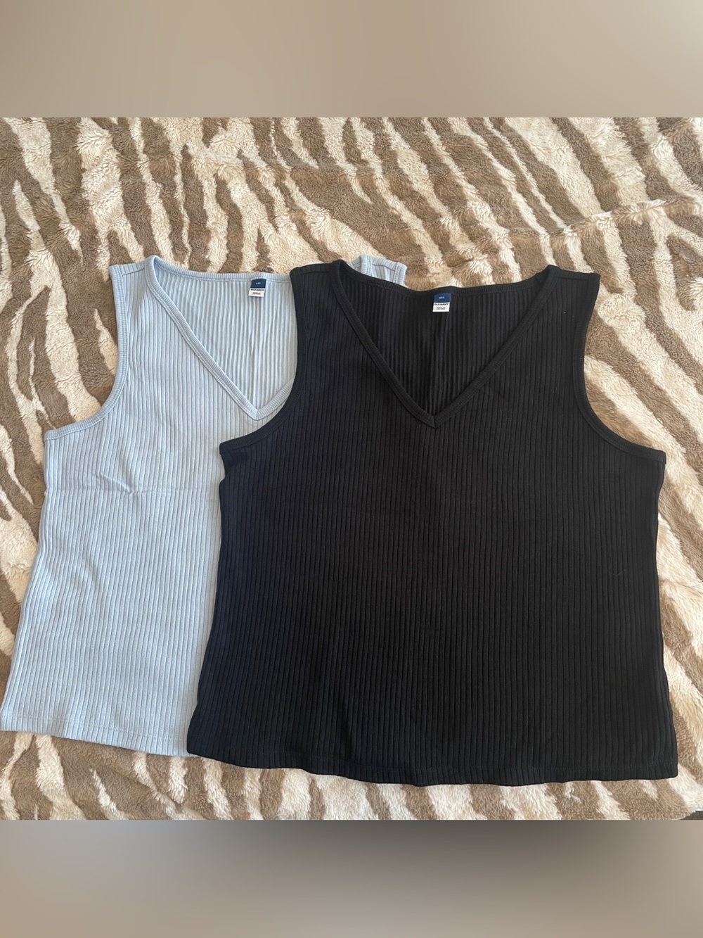 OLD NAVY Ribbed V-Neck Tank Tops — Black & Light Blue 2-Pack